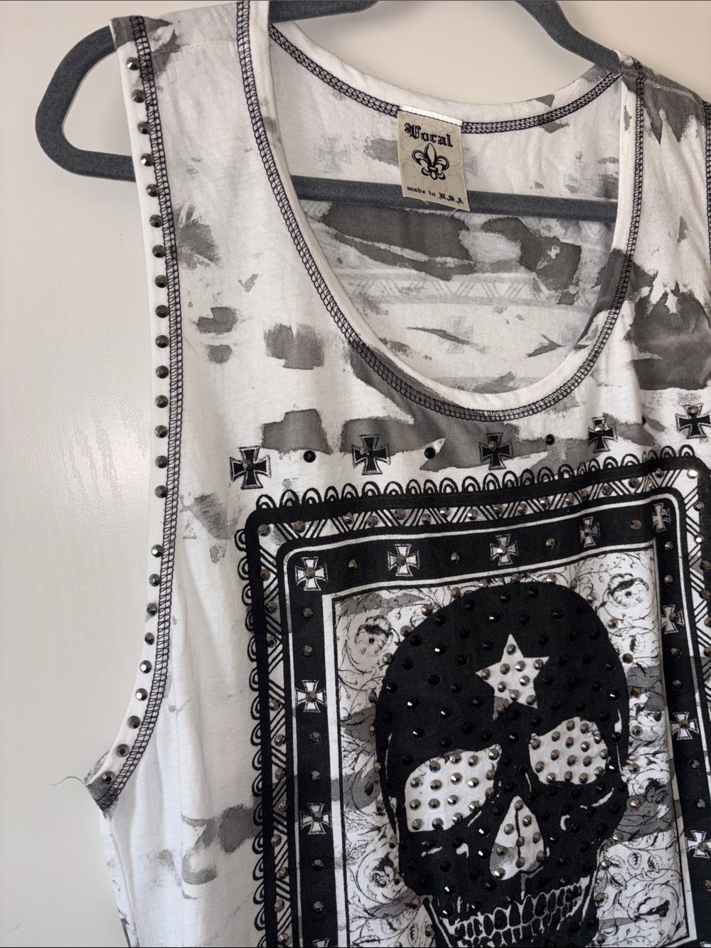 Vocal Studded Skull Graphic Tank Top White Gray Sz Large Grunge Punk Biker Chic - Picture 9 of 12